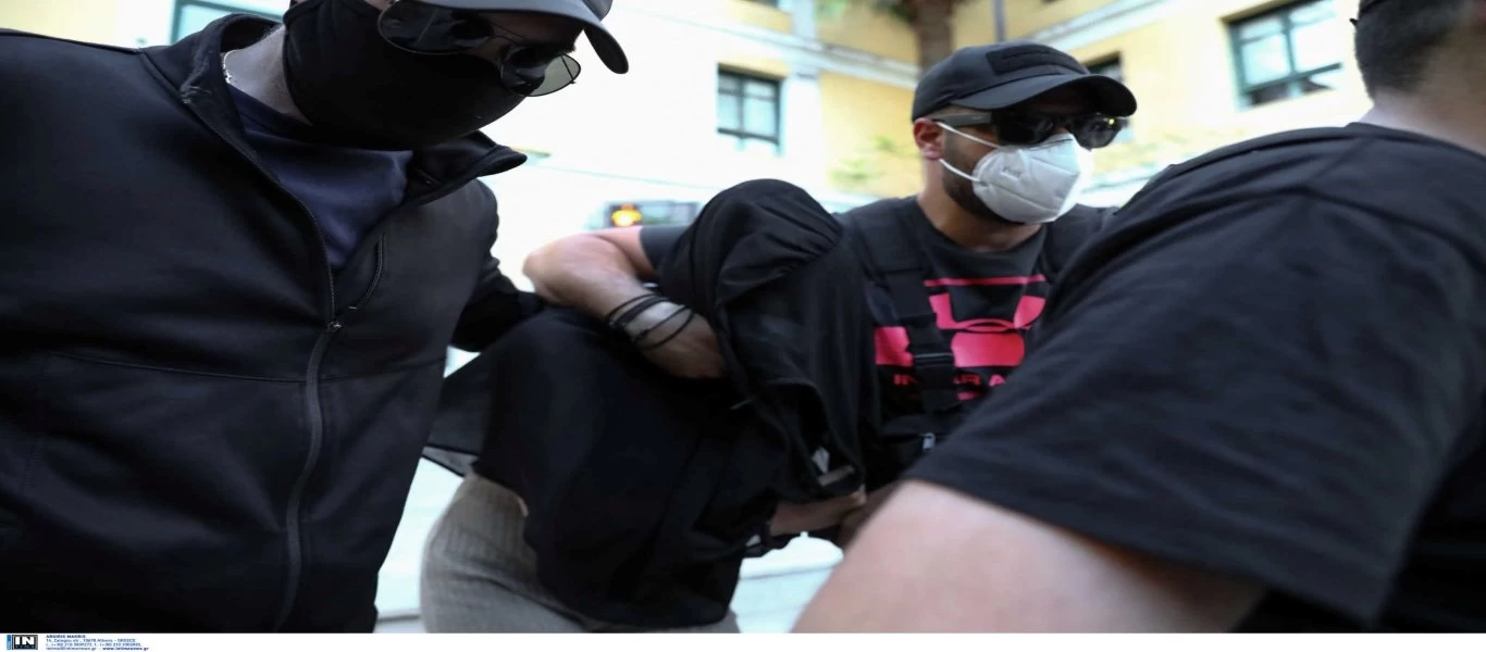 Επίθεση με βιτριόλι: Υπό προσωρινή κράτηση η 35χρονη - Την Τρίτη η απολογία της